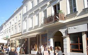 Chmielna Guest House